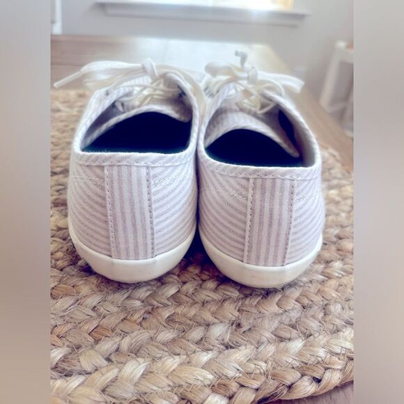 SeaVees Striped Monterrey White Canvas Sneakers; Size 7.5; JUST LIKE NEW! NWOT! - Picture 6 of 9